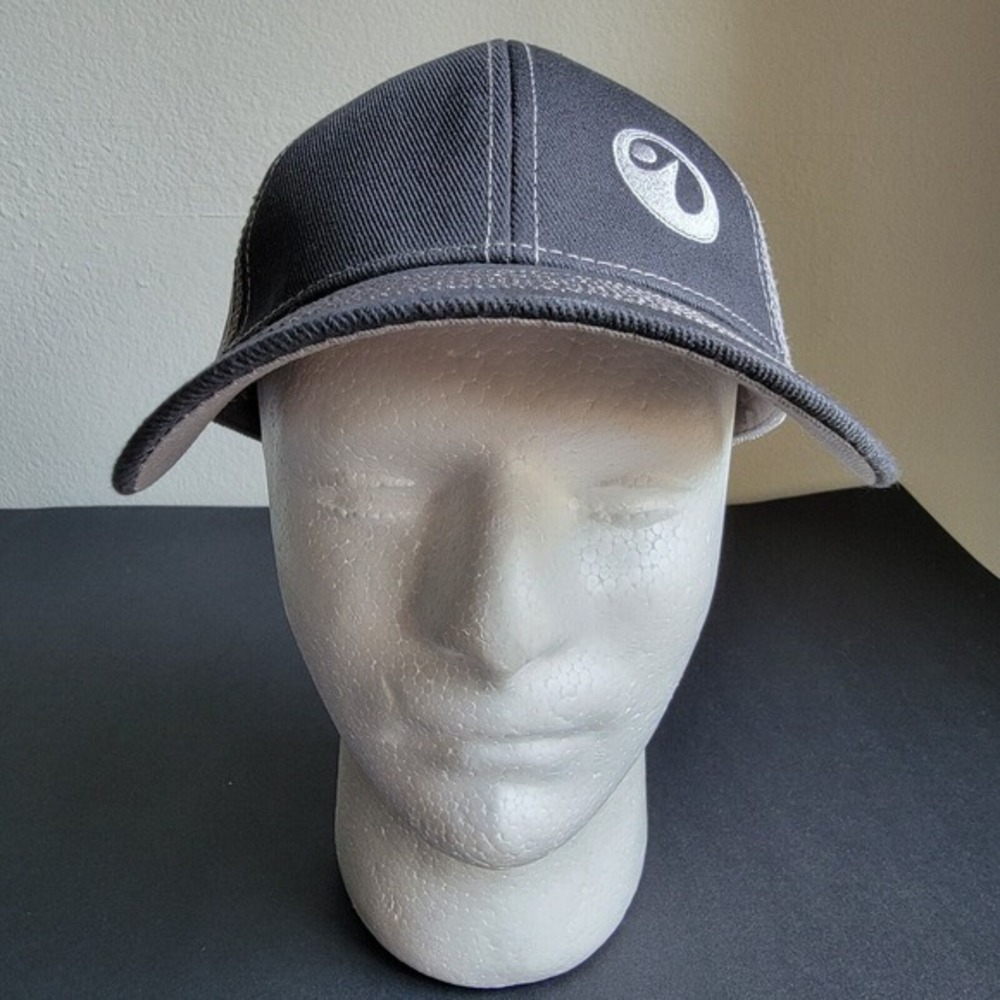 Body Outfitters Gray Trucker Hat Cap Mesh Personal Training Studio Strapback EUC